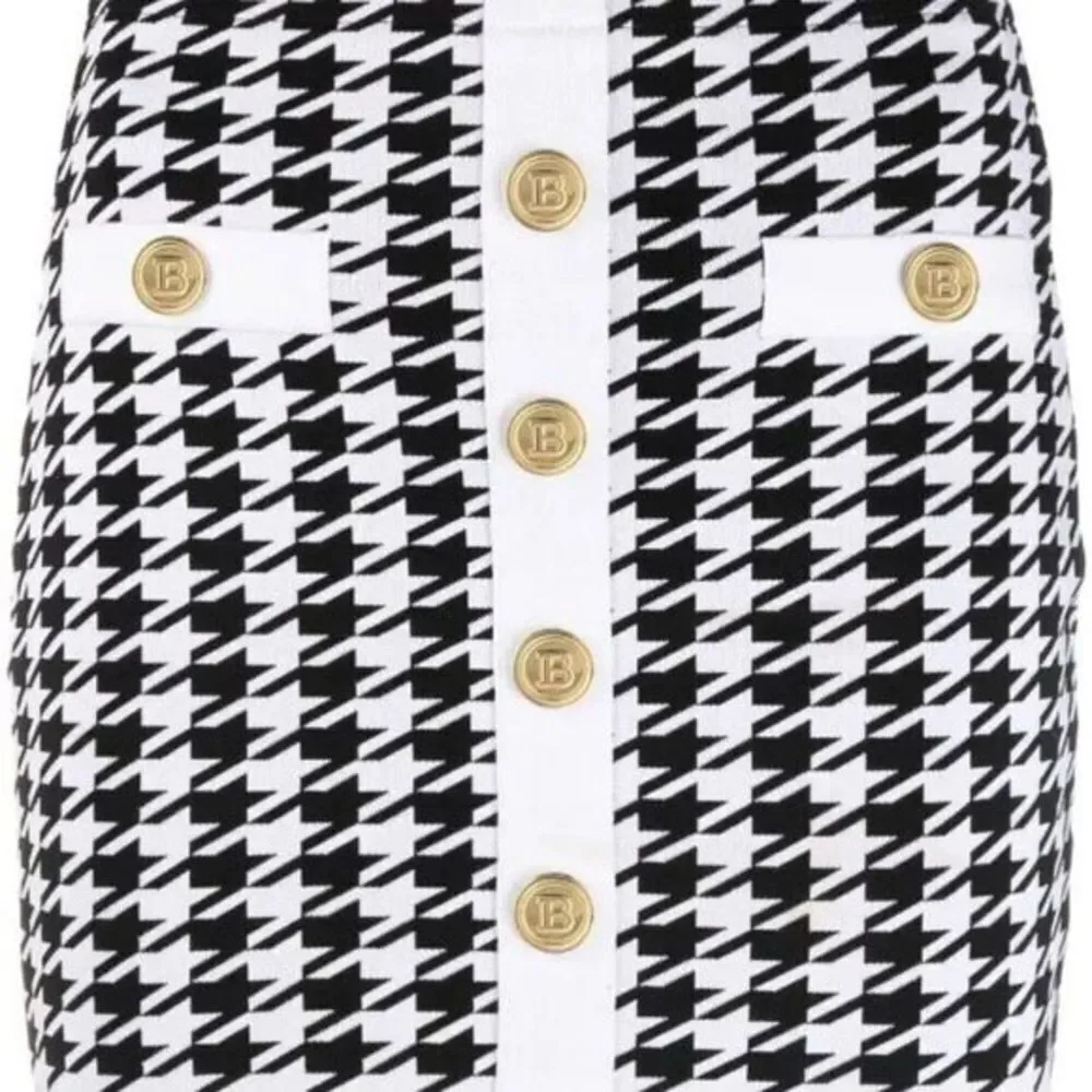 BALMAIN Houndstooth Jacquard Miniskirt Logo Buttons Black White - Picture 3 of 4